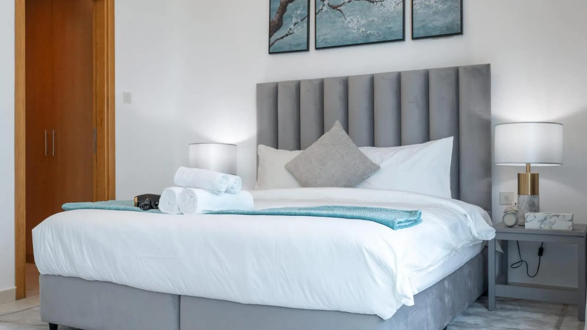 Dazzling Studio In Business Bay With Stunning Views Dubai Apartamento