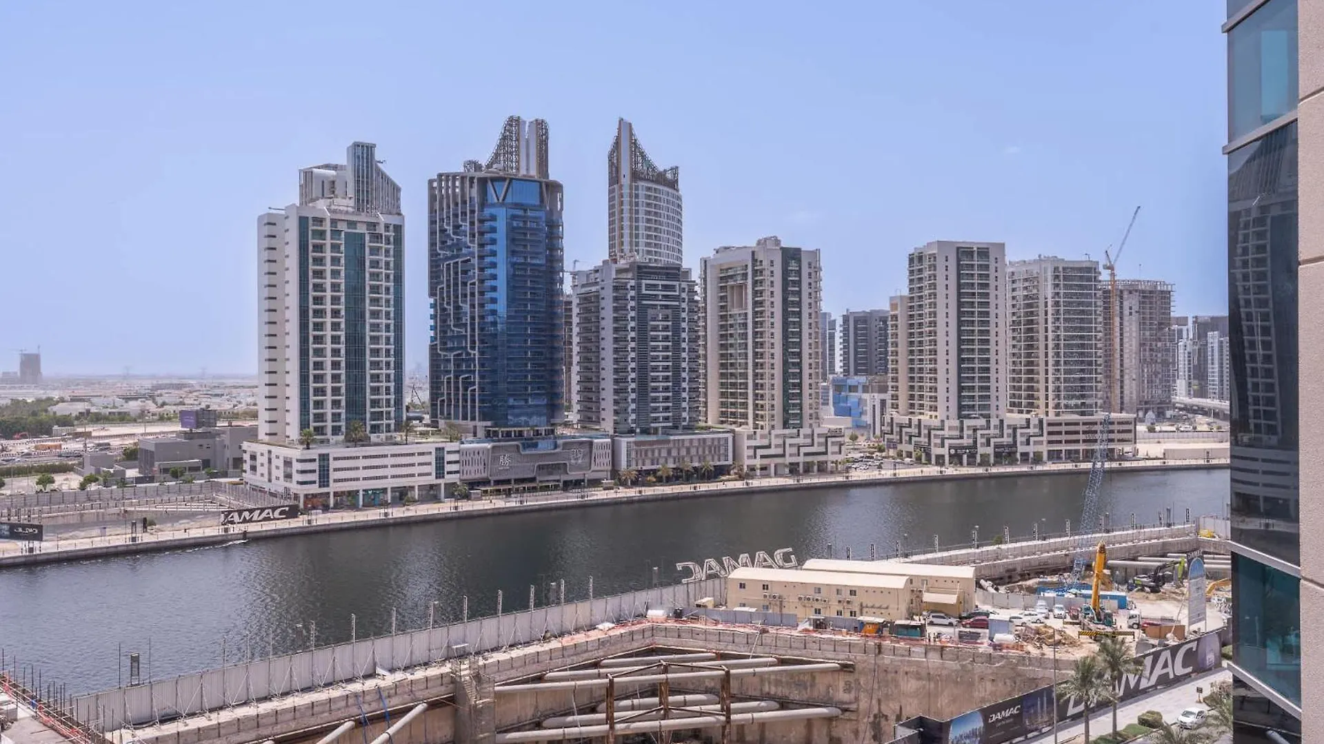 Dazzling Studio In Business Bay With Stunning Views Dubai Apartamento