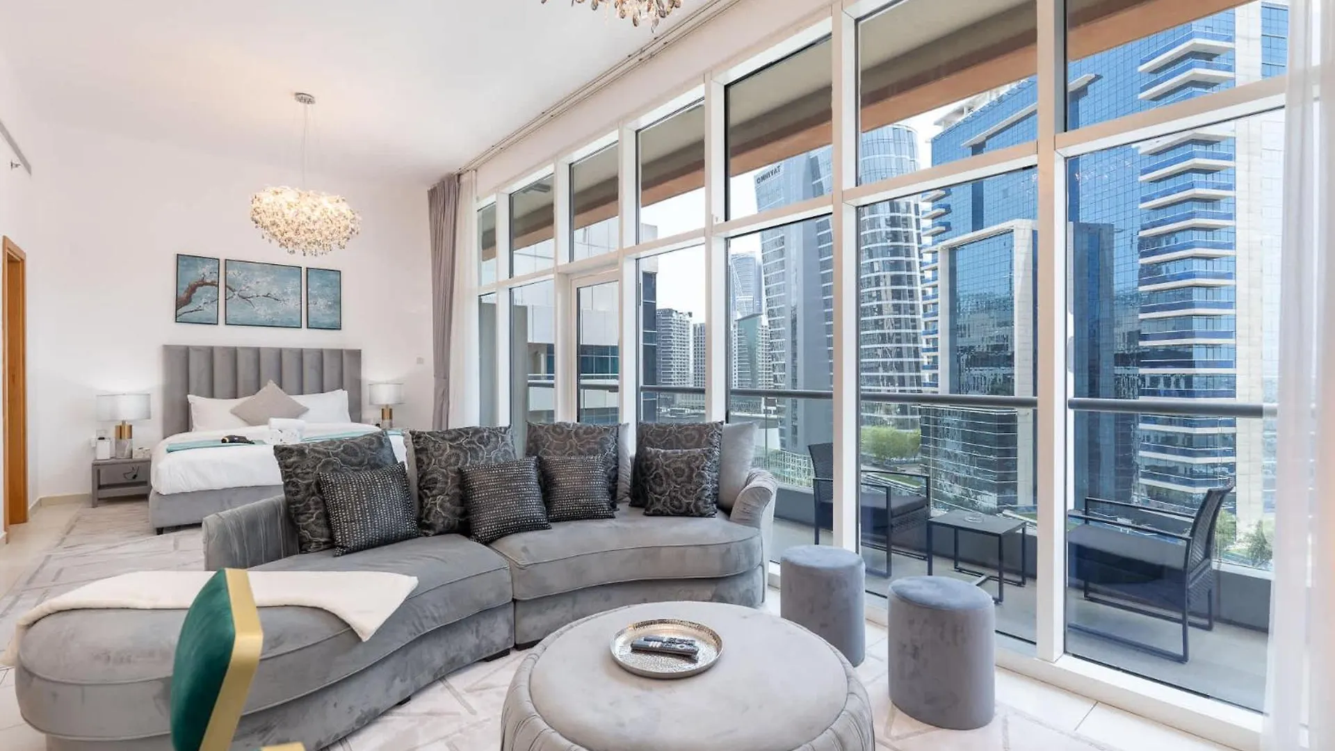 Dazzling Studio In Business Bay With Stunning Views Ντουμπάι